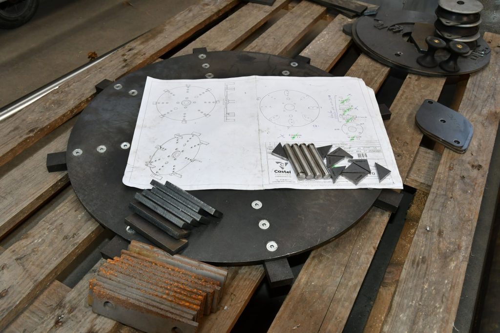 Fourniture de toutes pièces d’usure pour tous types de broyeurs.