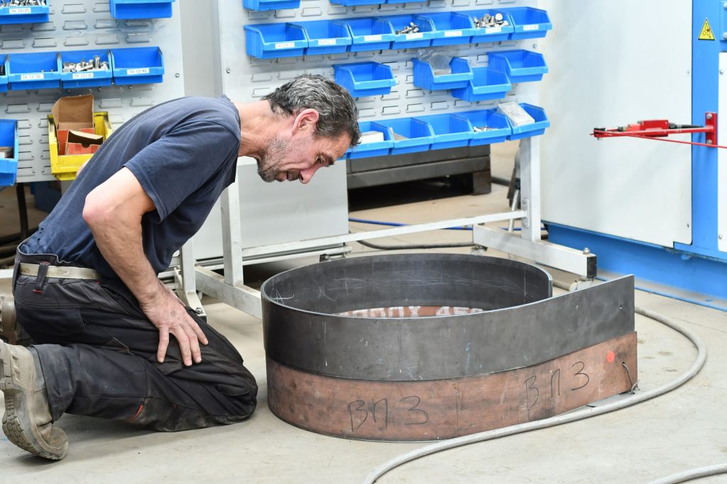 Re-fabrication sur mesure à partir de pièces modèles.